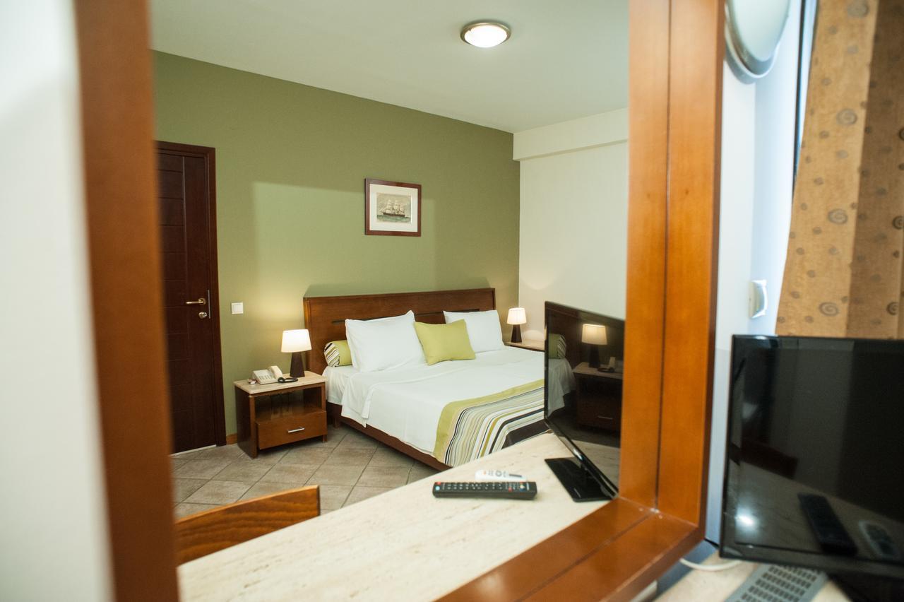 Hotel Aigli Peraía المظهر الخارجي الصورة