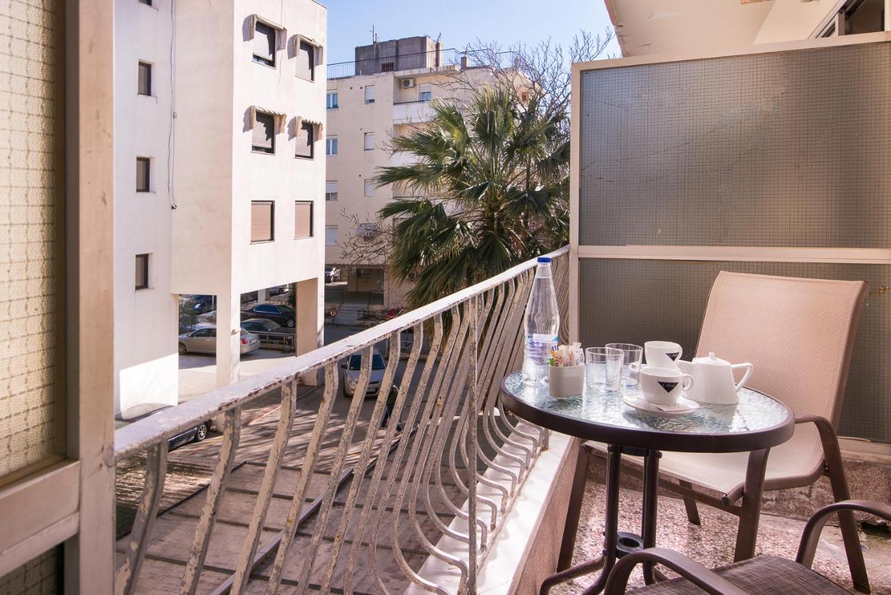 Hotel Aigli Peraía المظهر الخارجي الصورة