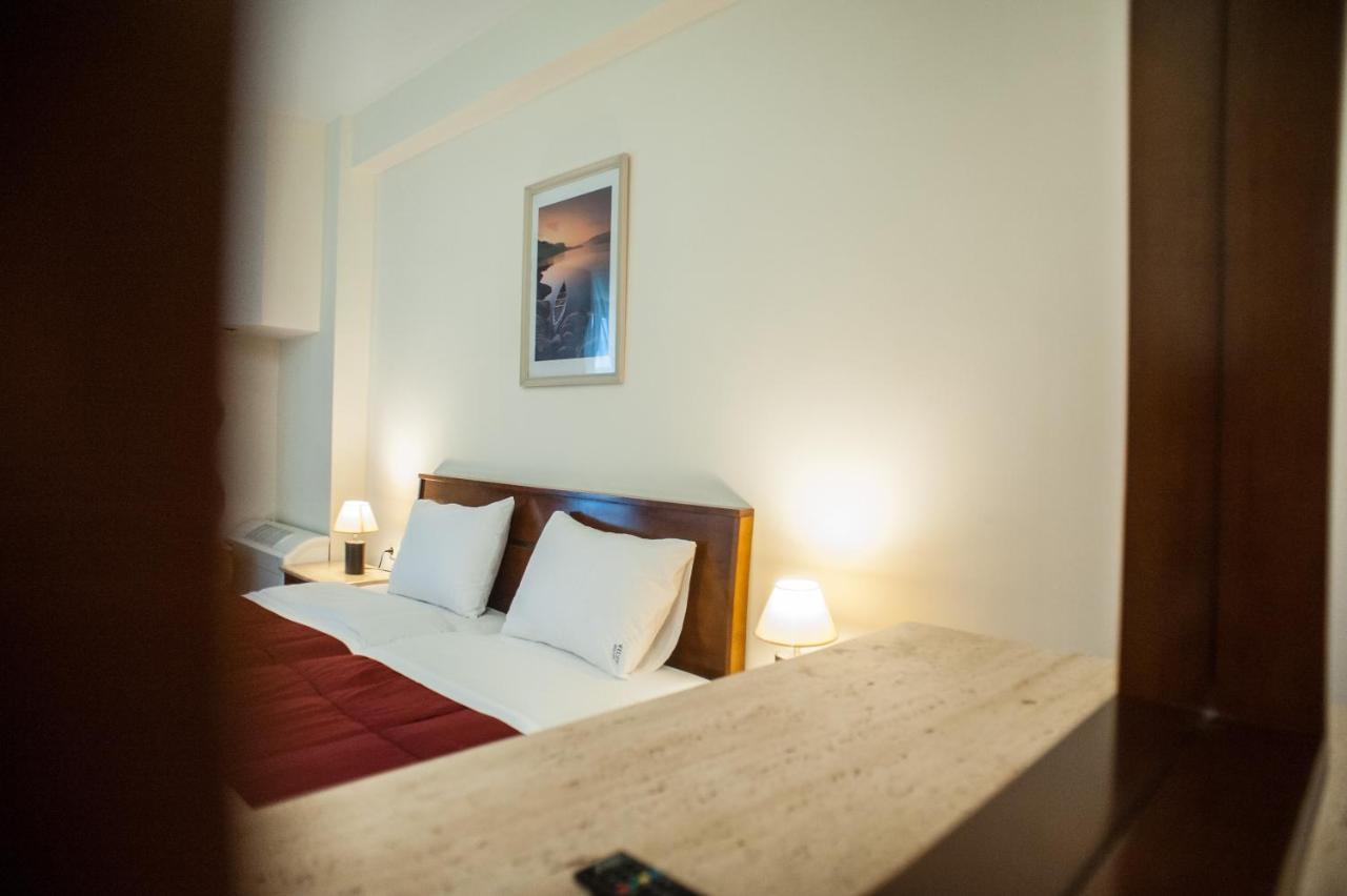Hotel Aigli Peraía المظهر الخارجي الصورة
