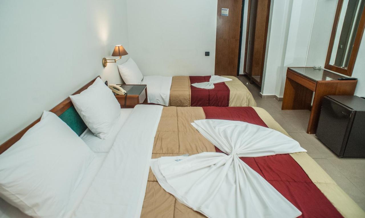 Hotel Aigli Peraía المظهر الخارجي الصورة