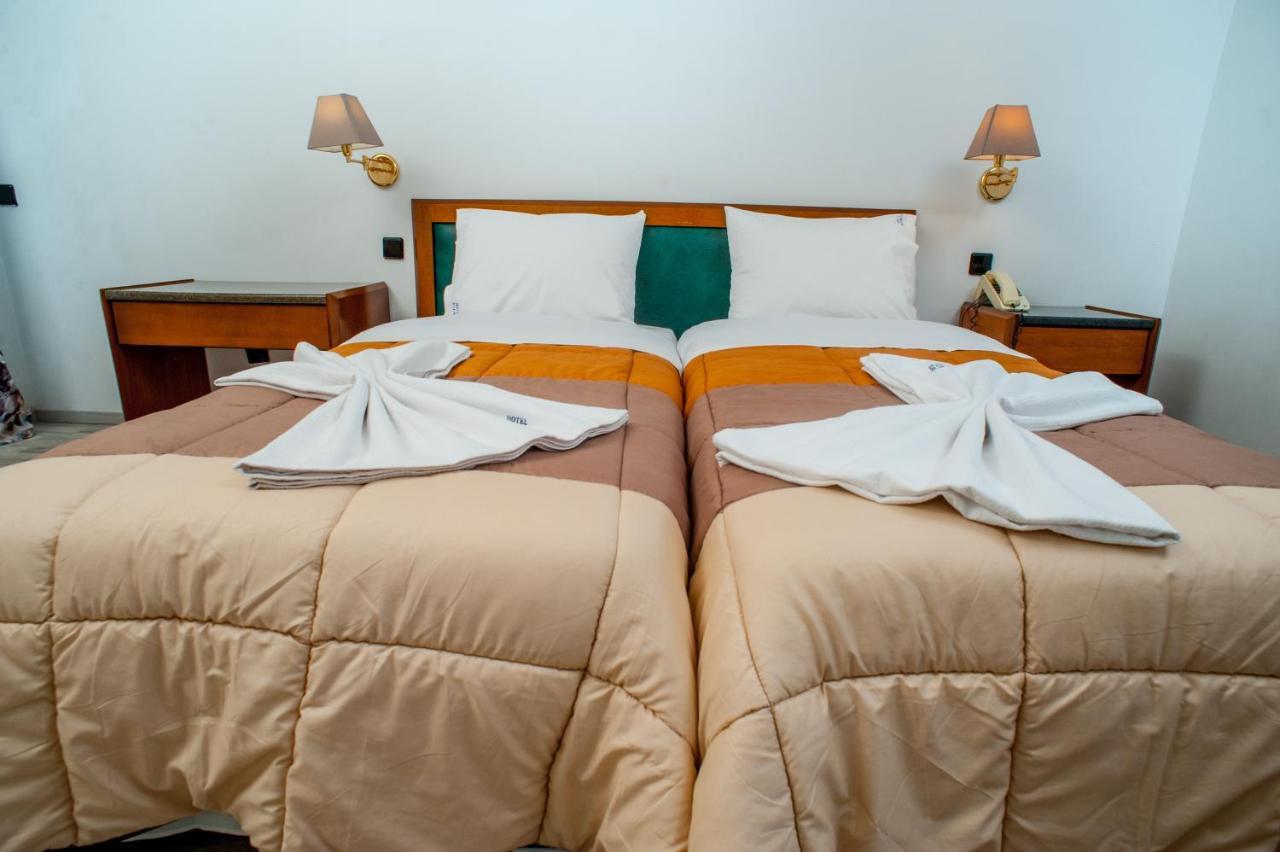 Hotel Aigli Peraía المظهر الخارجي الصورة